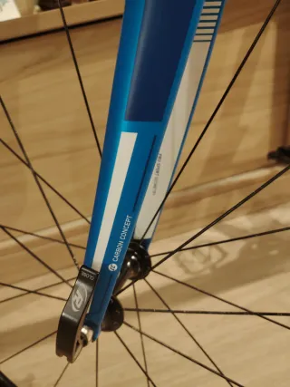 Bici MMR Aluminio/Carbono Carretera