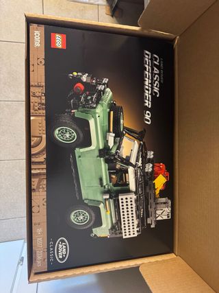 LEGO 10317 Classic Land Rover Defender 90