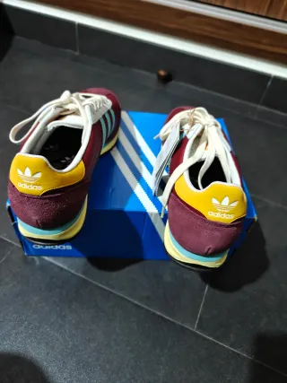 Adidas SL72 RS granate