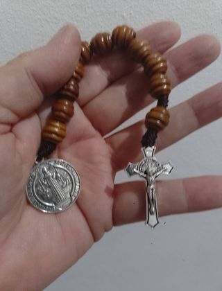 Decenario San Benito de madera