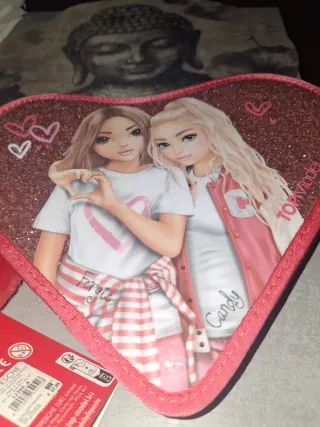 Estuche Corazón Top Model