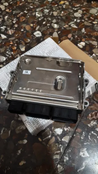 Centralita ECU BOSCH Renault Talismán