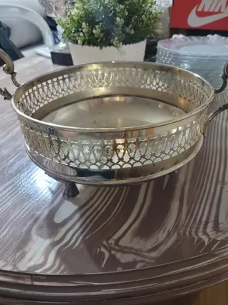 Frutero/centro de mesa plateado con asas Vintage
