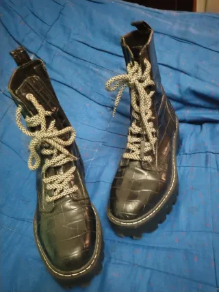 Botas Zara Track Plataforma Cocodrilo