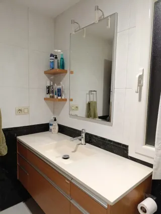 Mueble de baño madera y metal