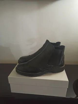 Stivaletti neri vera pelle