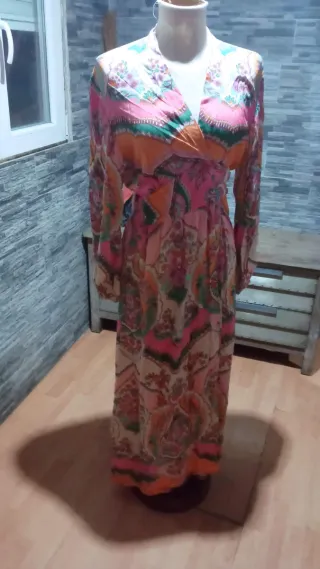 Vestido Pareo Estampado Zara.
