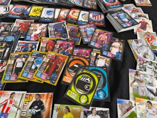 Cromos de fútbol variados