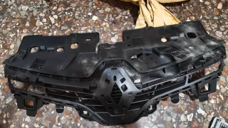 Rejilla Radiador Renault Clio 4