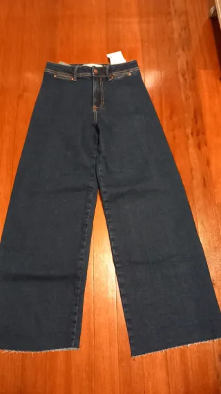 Pantalón vaquero ancho Stradivarius Talla 36