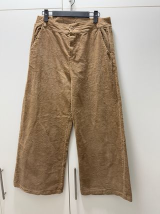 Pantaloni marroni in velluto a coste