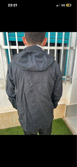 Cortavientos Berghaus Negro