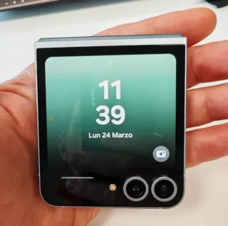 Samsung Galaxy Z Flip 6