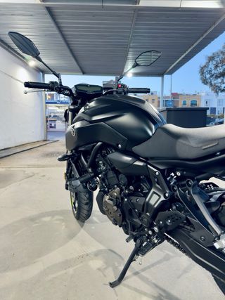 Yamaha MT-07 2019 · 8.278 km · Deslimitada