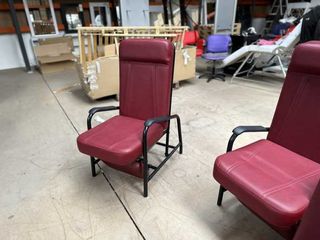 BUTACA RECLINABLE CON REPOSAPIES