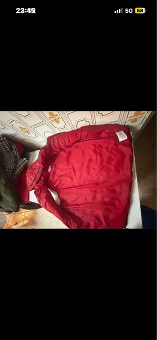 Chaqueta sin mangas Adidas azul y roja