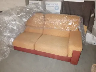 Sofá 2 plazas tela naranja y rojo