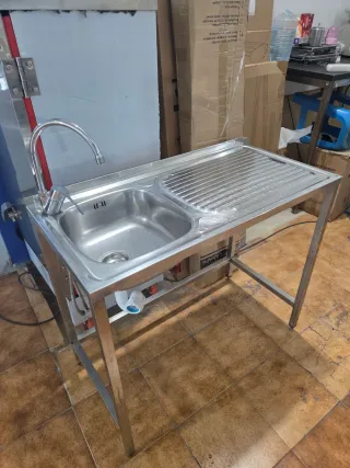 Fregadero de acero inoxidable