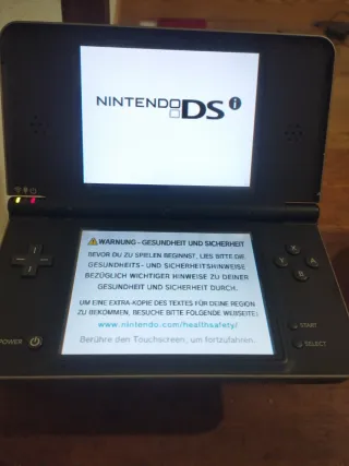 Nintendo DSi XL Negra