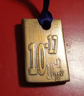 Plaquitas con secuencias numéricas de Grabovoi