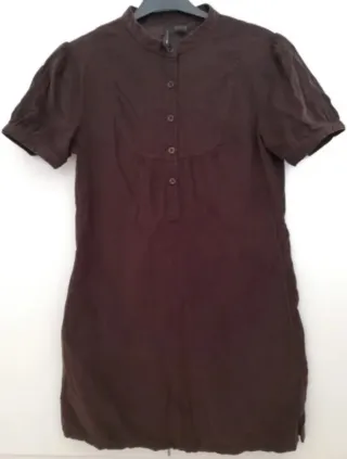 Vestido marrón manga corta