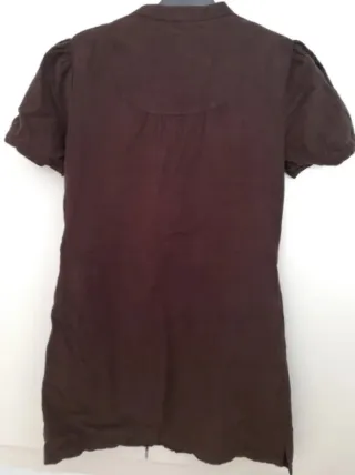 Vestido marrón manga corta