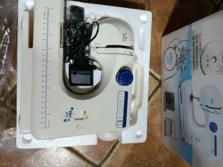 2 Mini Macchine da Cucire Elettriche Portatili