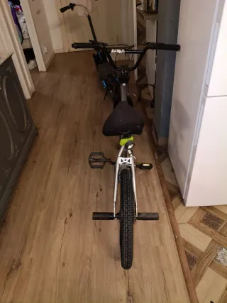 Bicicleta BMX en Aluminio