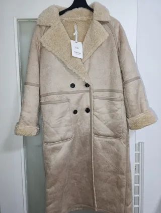 Cappotto finto montone beige