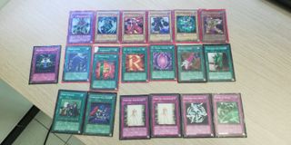 250+ Carte Yu-Gi-Oh! - Lotto Misto