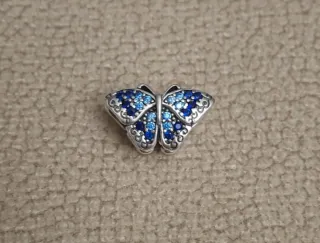 Charm Mariposa Azul y Plateado