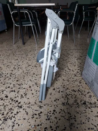 Trona infantil plegable Bebeconfort