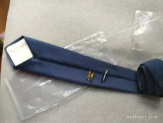 Corbata azul marino nueva