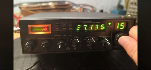 Emisora Galaxy Saturn II in ottime condizioni. Fate le vostre offerte!