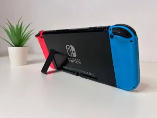 Nintendo Switch Azul y Rojo