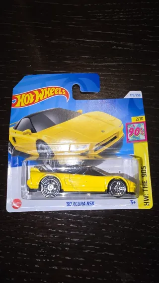 Hot Wheels '90 Acura NSX Amarillo