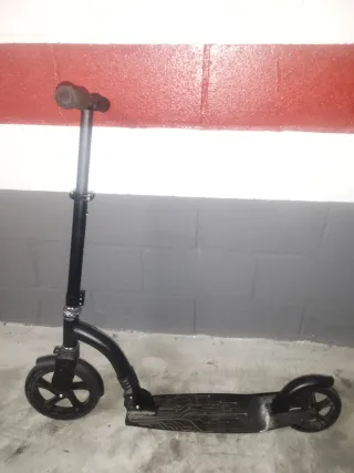 Patinete negro