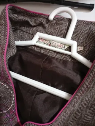 Abrigo estampado floral