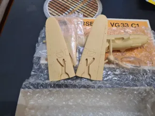 Rara maqueta Arsenal VG33 C1 1/48 de E.C.P Phenix