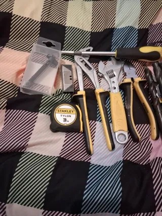 Lote de herramientas varias