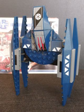 Lego Star Wars 7751 Ahsoka Starfighter and Droids