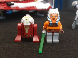 Lego Star Wars 7751 Ahsoka Starfighter and Droids