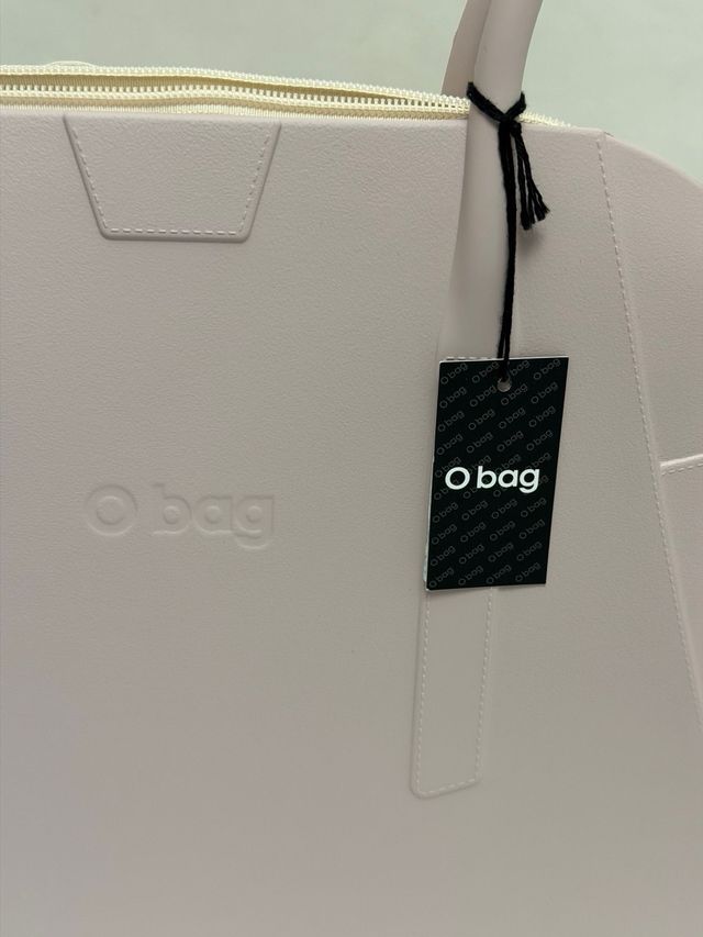 Bolso O bag rosa sin estrenar