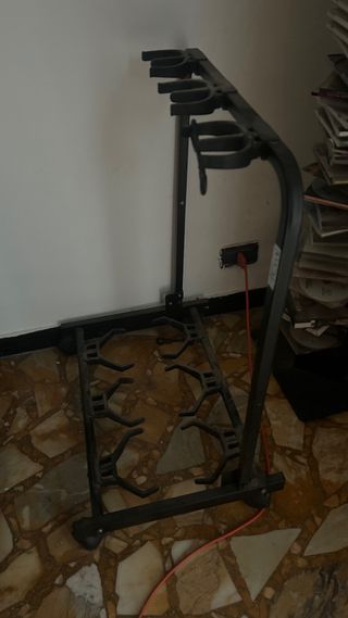 Supporto per chitarre