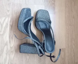 Sandalias de mujer plateadas