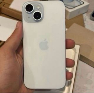iPhone 15 256GB 100% Batteria