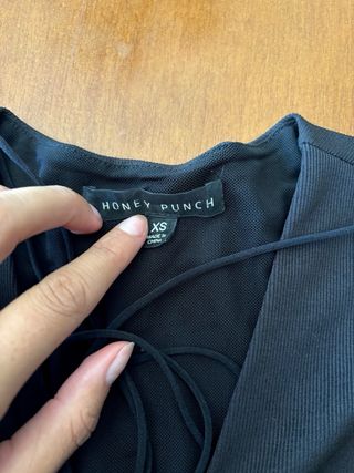 Body negro manga larga con cordones