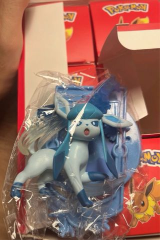 Figura Glaceon Pokémon Evolución Eevee