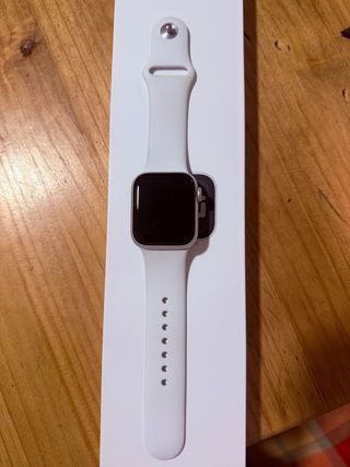 Apple Watch SE 2da Gen 40mm Aluminio