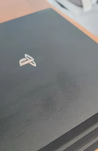 PS4 Pro + 2 controller Sony Nero